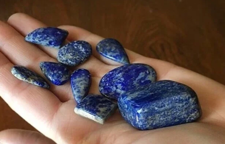 lapis lazuli healing properties