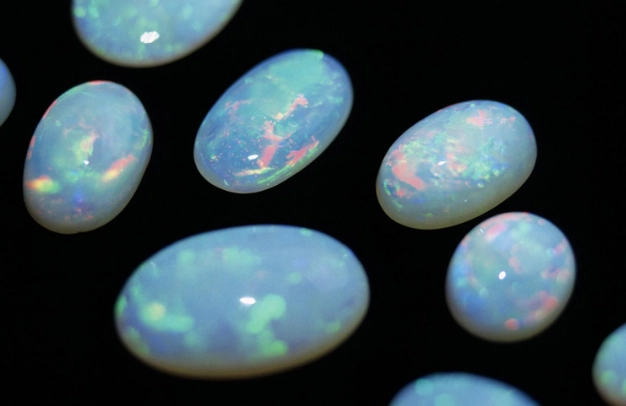 Opal Meaning Spiritual: Unlocking Its Mystical Power & Emotional Healing