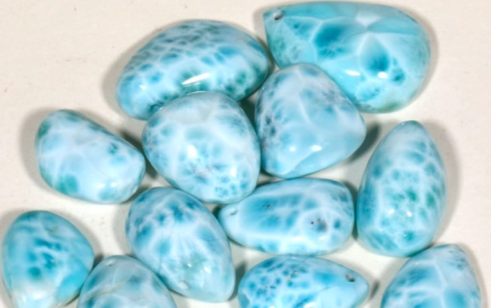 white larimar stone properties
