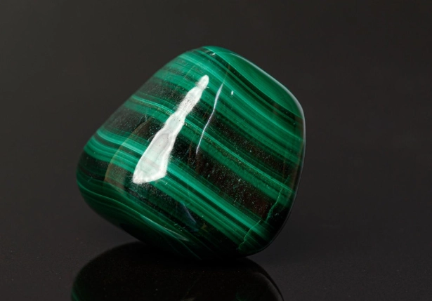 who should avoid malachite