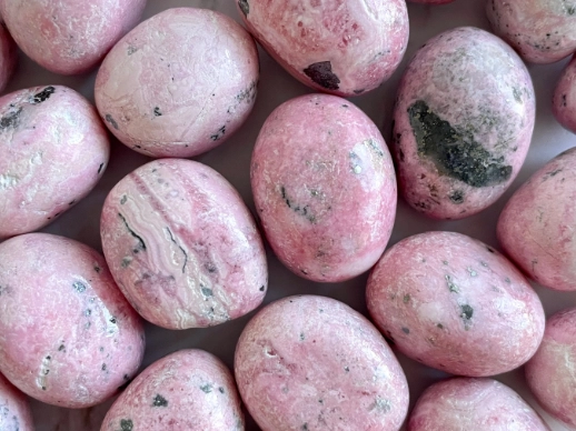 how to use rhodonite