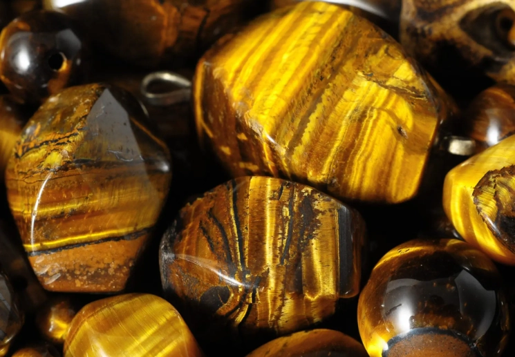 Tiger's Eye Crystal Meaning and Uses: A Complete Practical Guide