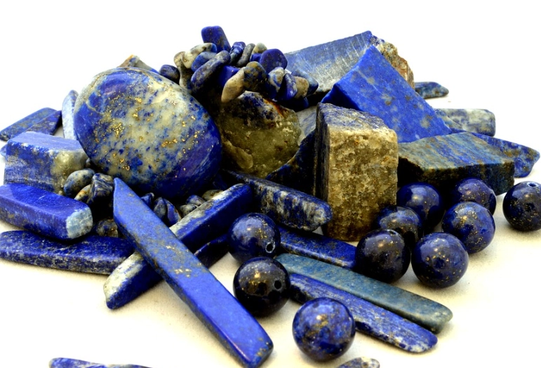 lapis lazuli healing properties