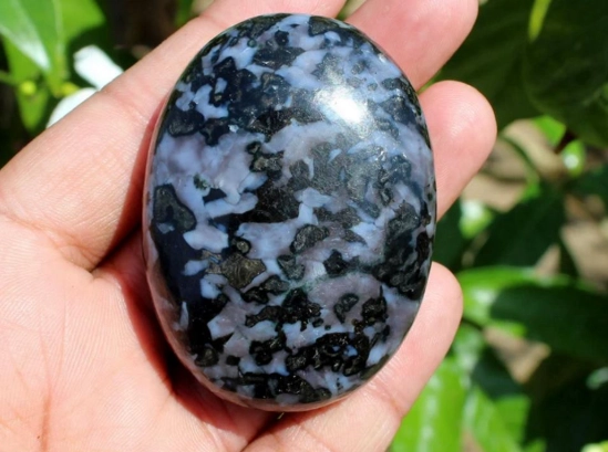 Indigo gabbro healing properties