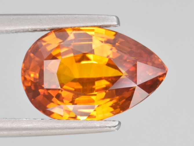 What is an Orange Sapphire Called? Padparadscha & Orange Sapphire Guide