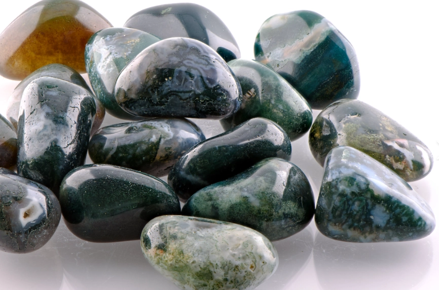 moss agate healing properties