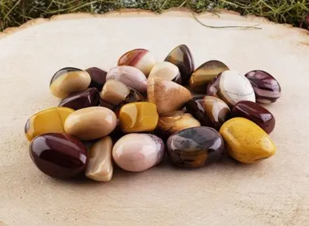 Mookite Stone Guide: Pros, Cons, Costs & Comparisons for Your Home