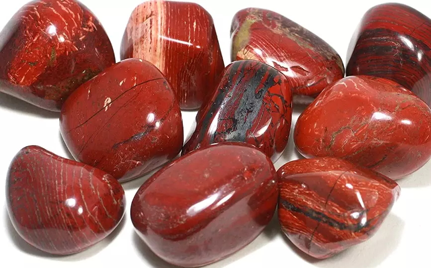 Who should wear Red Jasper