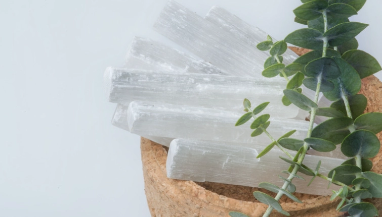 Where to Put Selenite: Best Places & Areas to Avoid