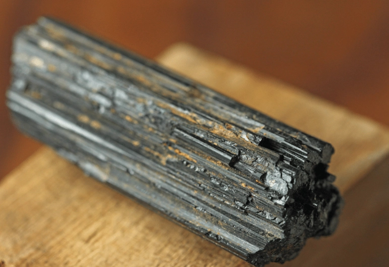 is black tourmaline safe for everyone