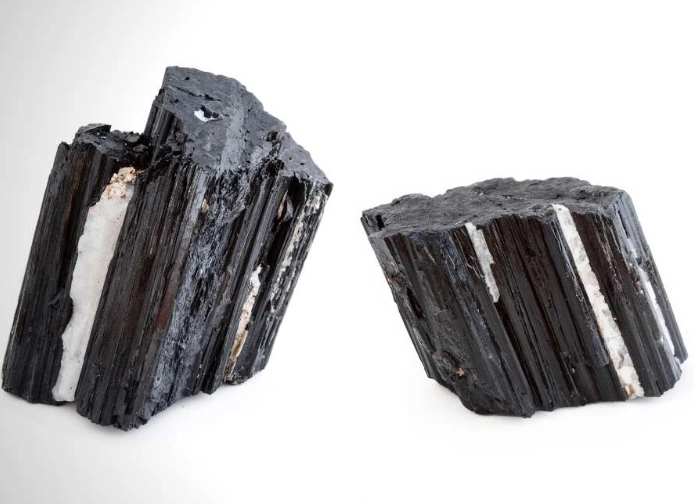 how to use black tourmaline