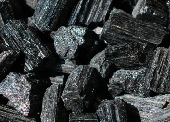 black tourmaline benefits