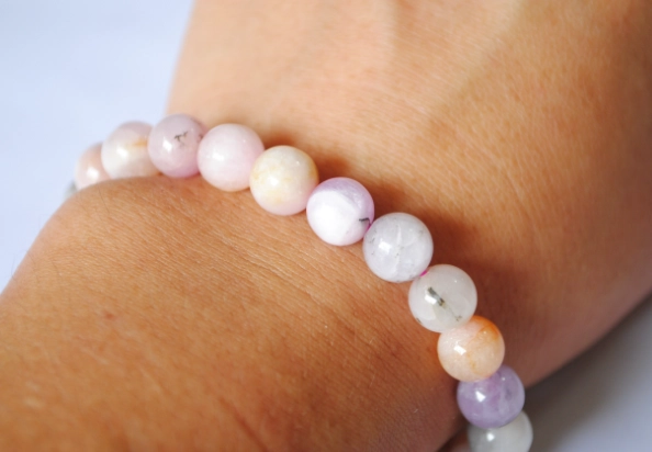 kunzite healing properties