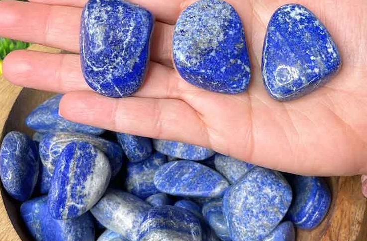 Who Should Avoid Lapis Lazuli? A Safety & Energetics Guide