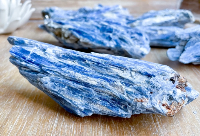 kyanite healing properties