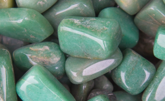Jade Stone Meaning: Healing, Luck & How to Use It