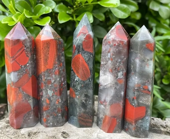 bloodstone meaning