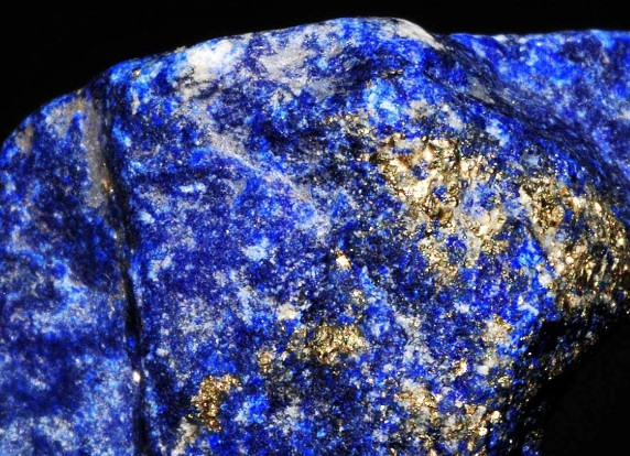 lapis lazuli healing properties