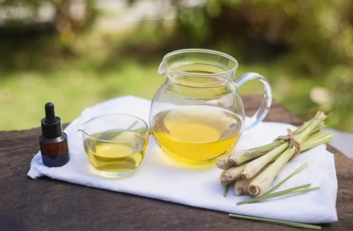 how to use lemongrass oil safely
