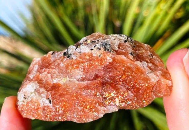 sunstone healing properties