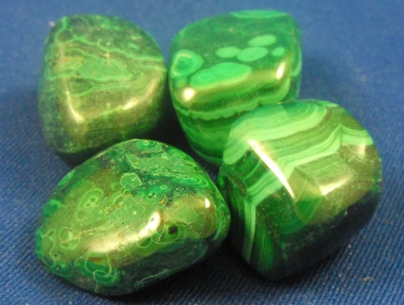 Malachite Metaphysical Properties: The Ultimate Guide to Protection & Transformation