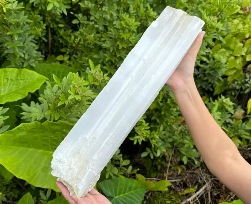 selenite spiritual properties
