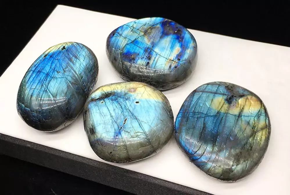 labradorite stone
