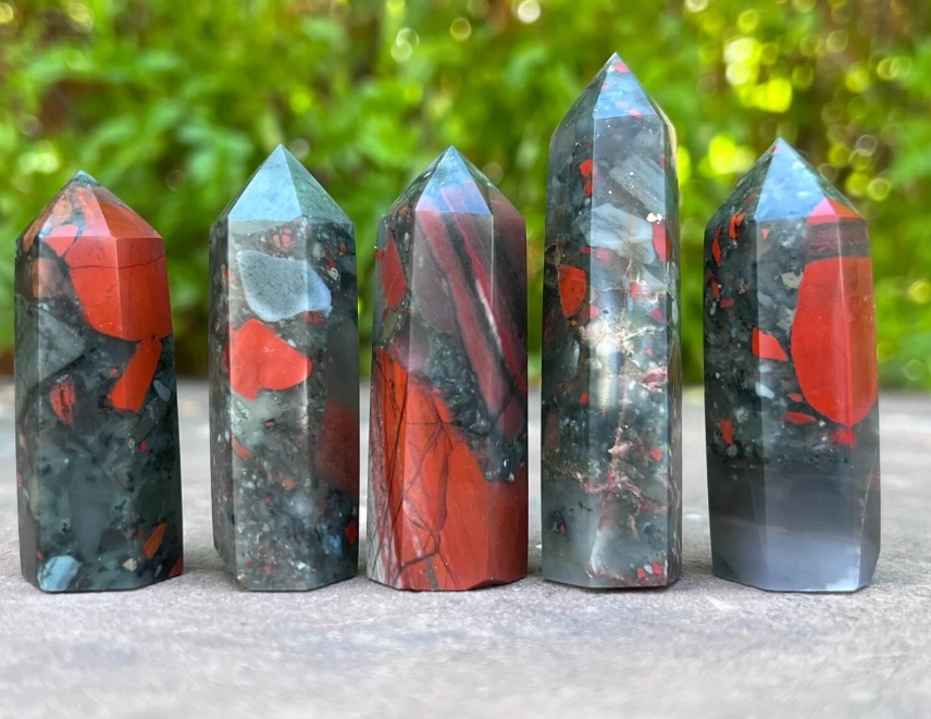 how to use bloodstone crystal