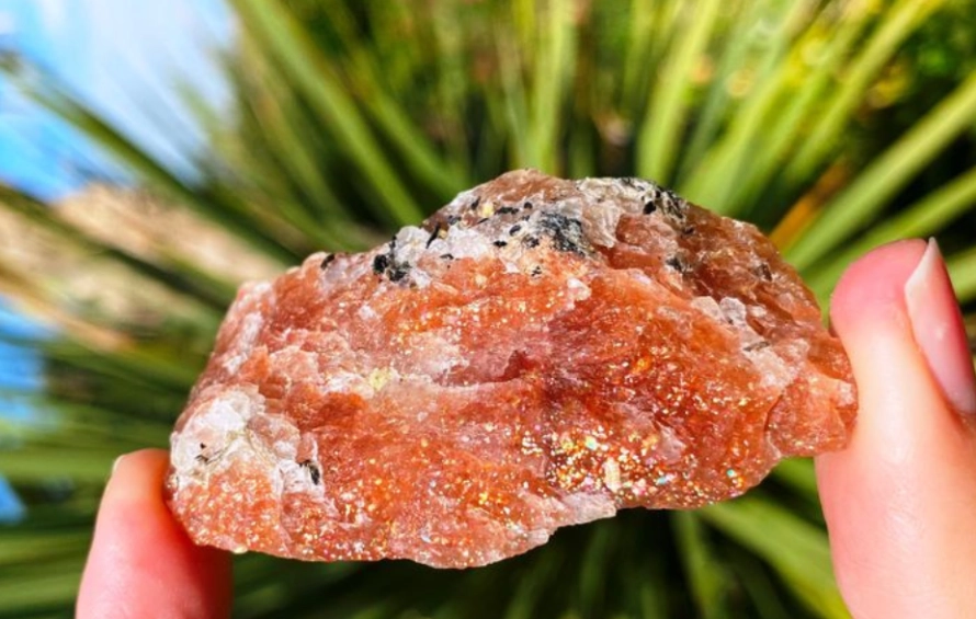 sunstone healing properties