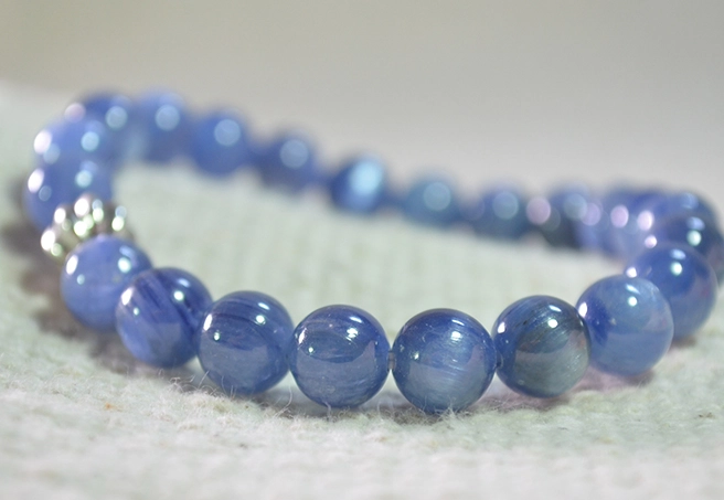 who should avoid kyanite