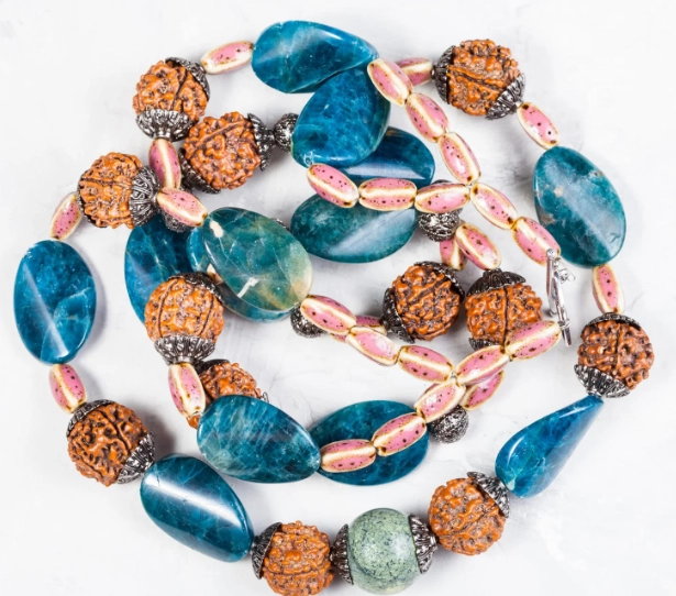 who should avoid kyanite