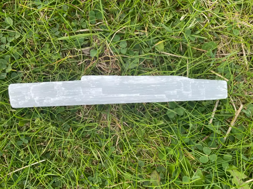 does selenite need cleansing