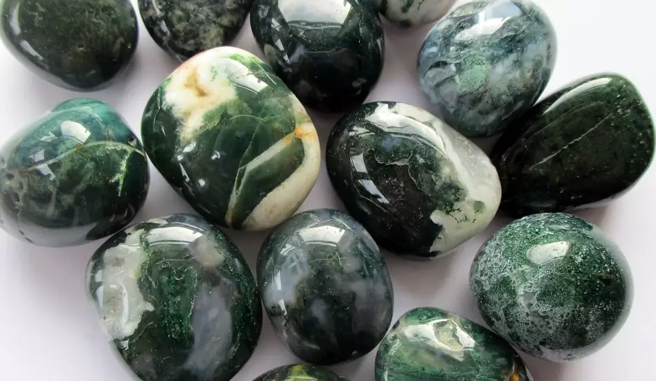is moss agate a real gemstone