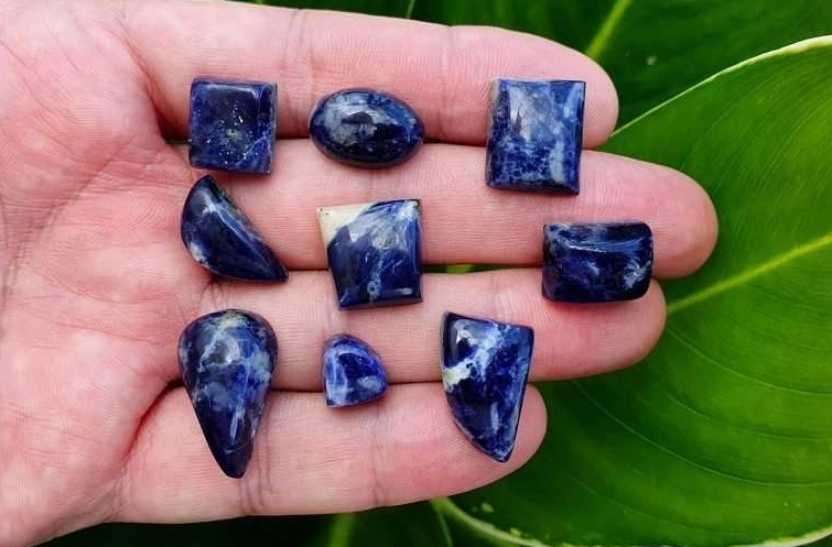 zodiac crystal healing