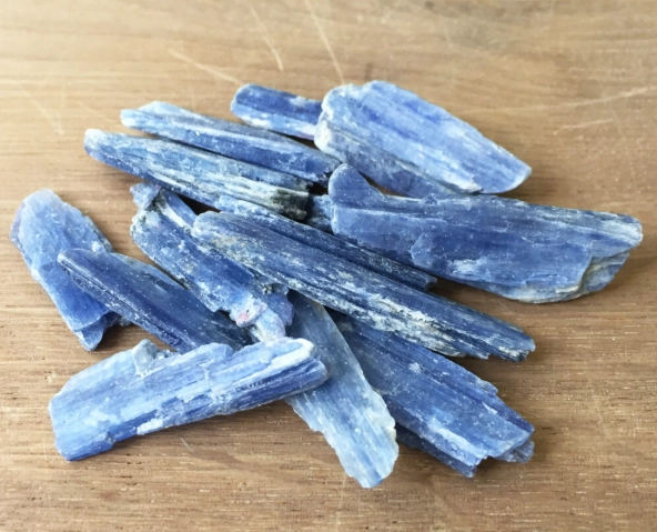 blue kyanite value