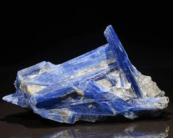 Why Blue Kyanite Costs So Much: The Real Reasons