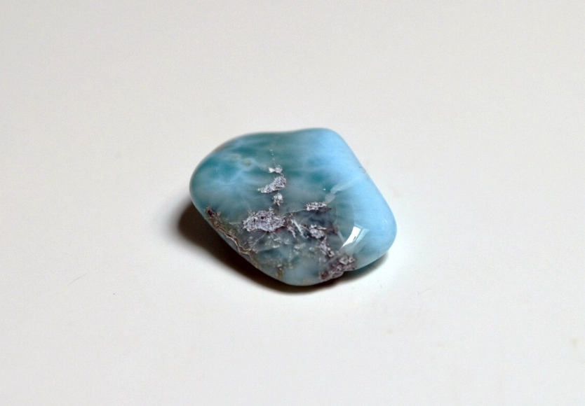 how to tell if larimar is real