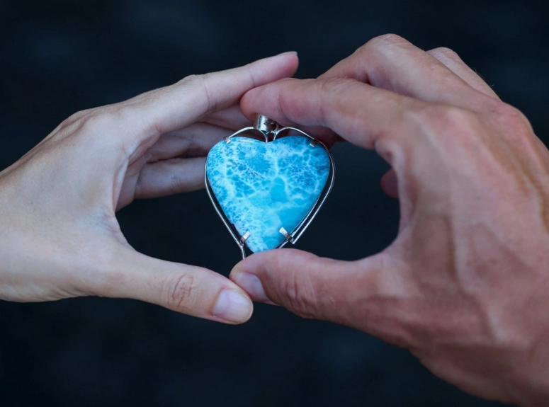 best zodiac for Larimar