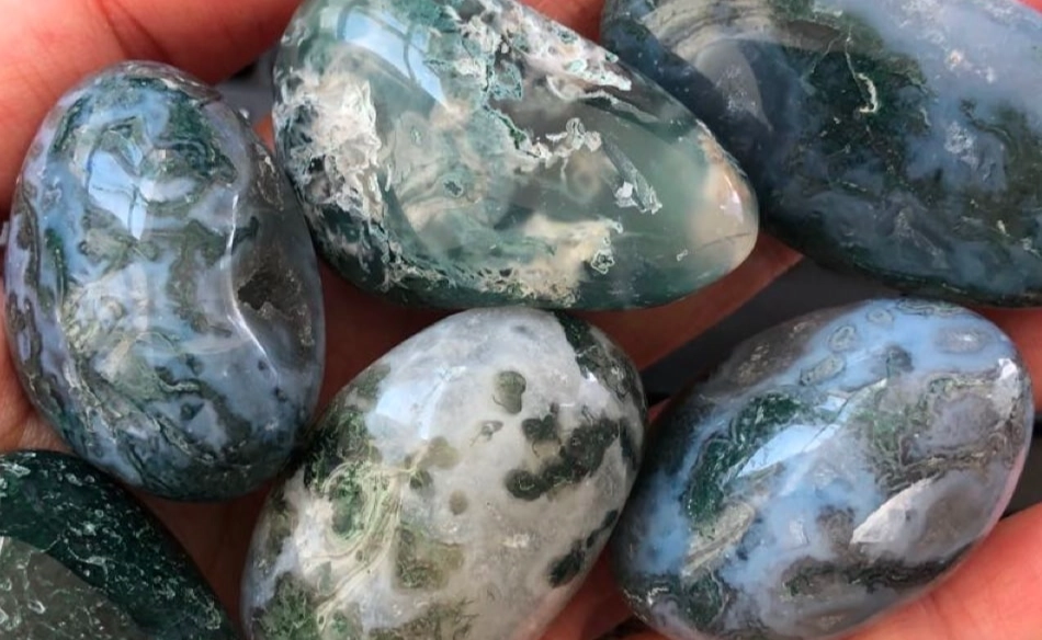 Green Moss Agate Benefits: More Than Just a Pretty Stone