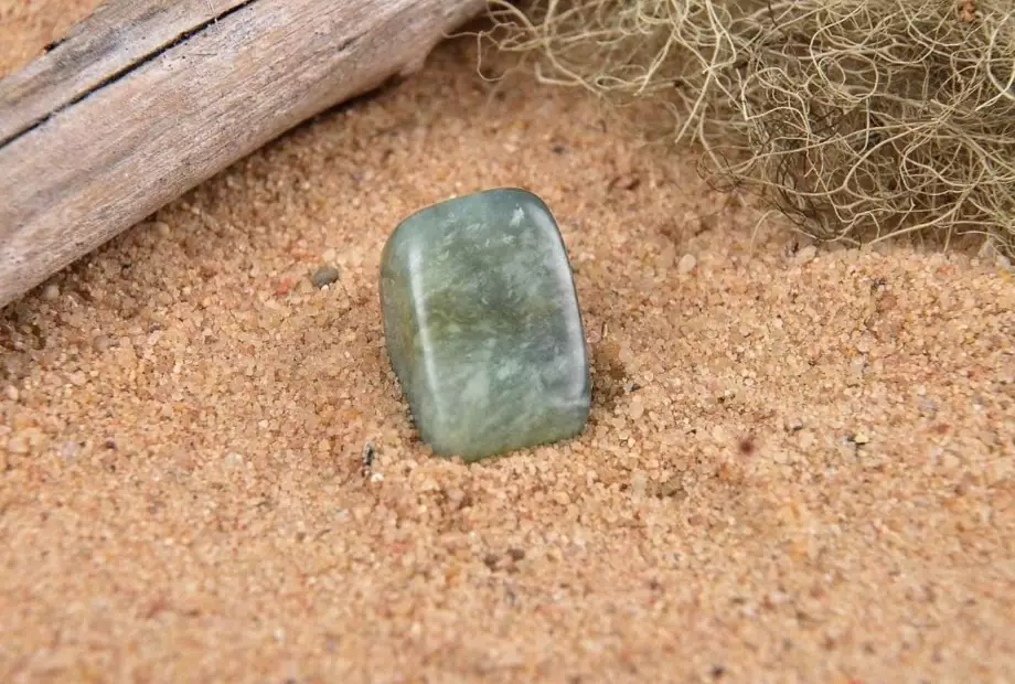 what is green moss agate good for