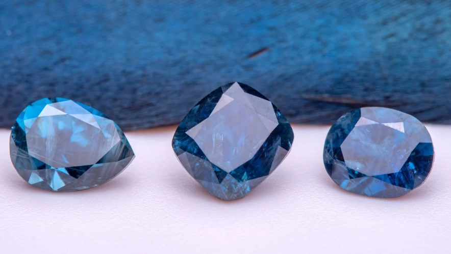 color change sapphire