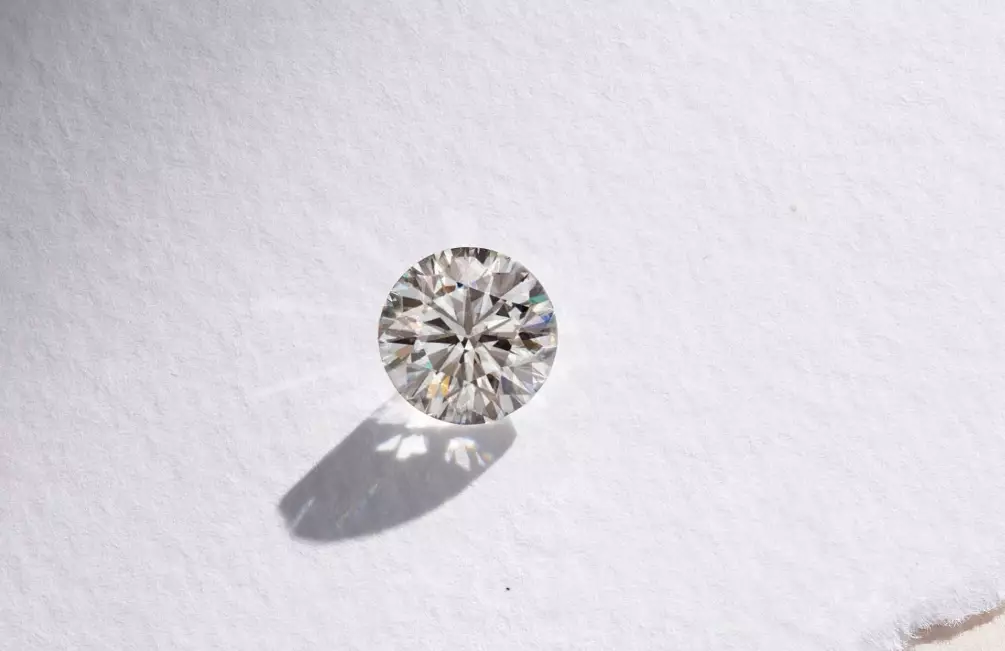 white sapphire drawbacks