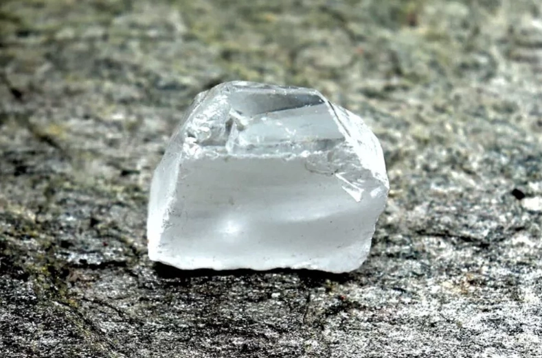 natural white sapphire