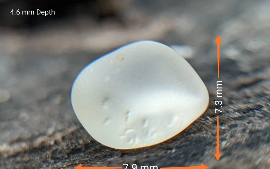 uncut white sapphire