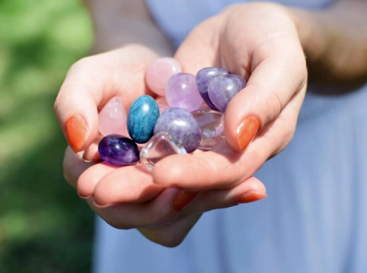 how to use moonstone safely