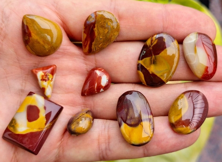 Mookaite Jasper grounding Mookaite Jasper grounding