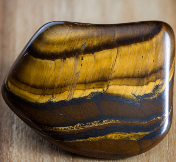 who should avoid tiger eye stone who should avoid tiger eye stone